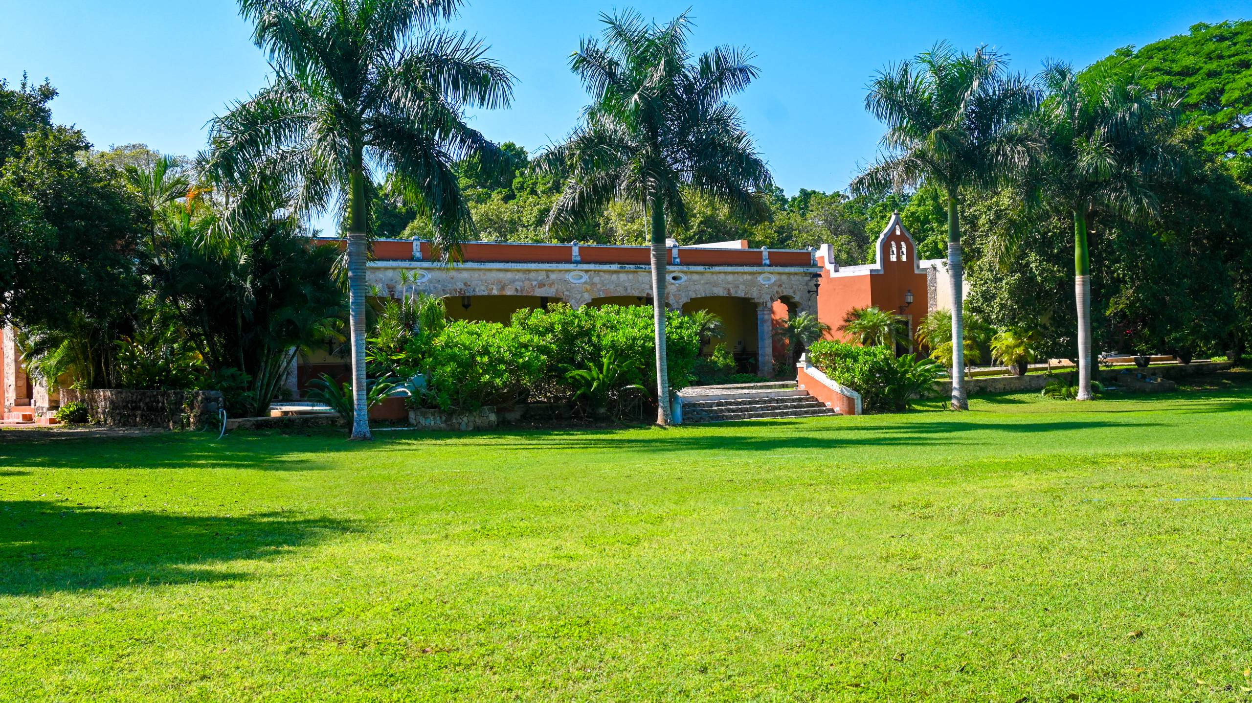 Gardens at Hacienda Yaxnic for weddings